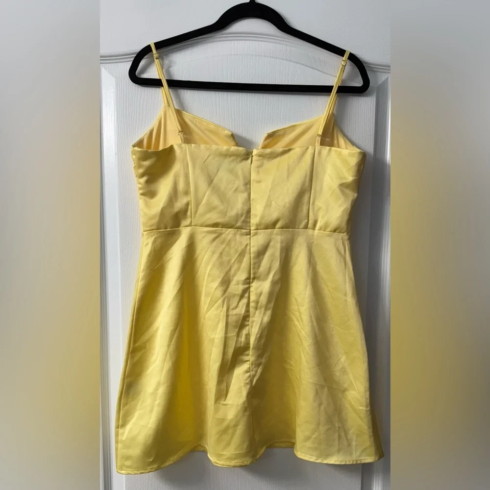 Princess Polly Della Mini Dress Butter Yellow - Picture 9 of 16